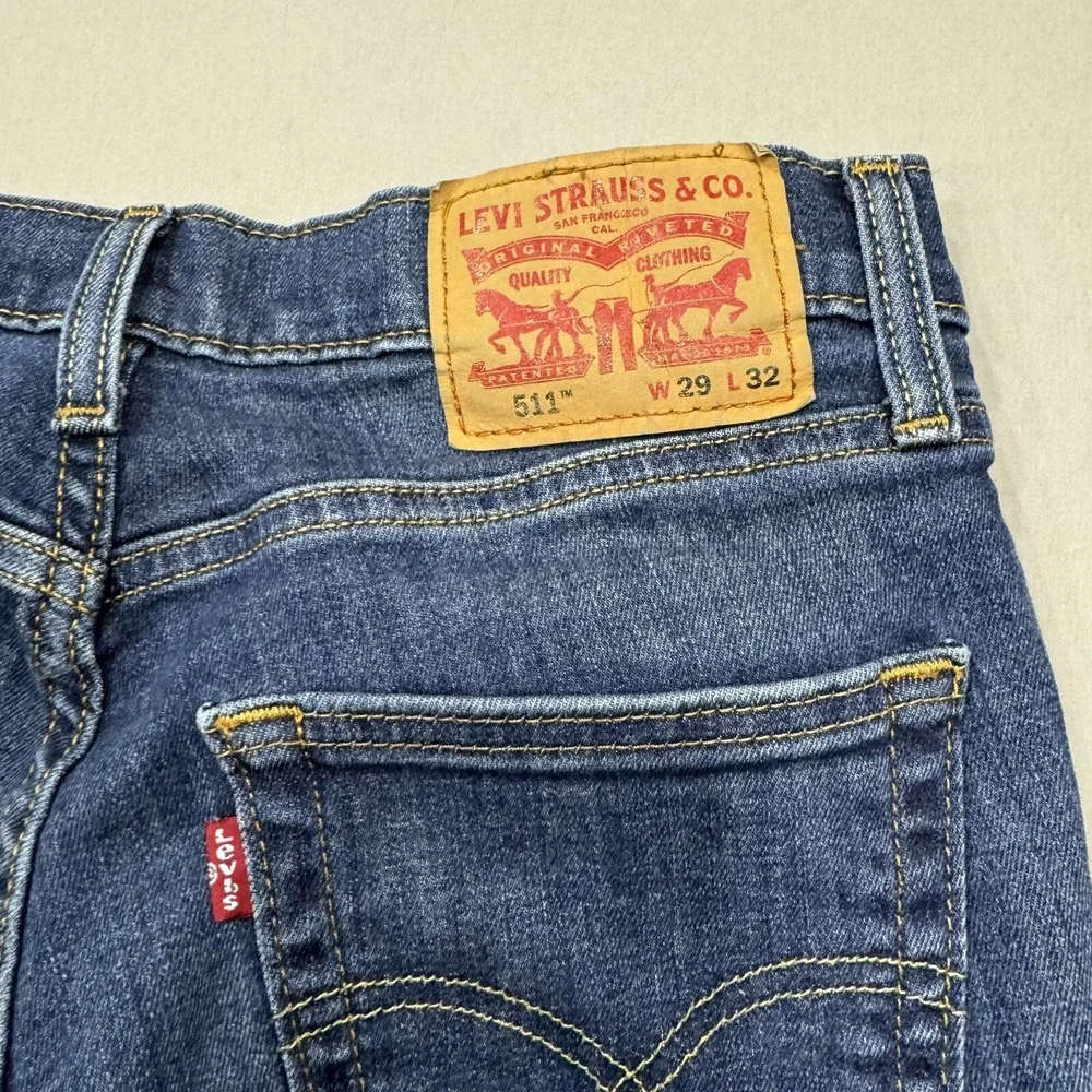 Levi's Men's Slim Jeans in Dark Blue Wash